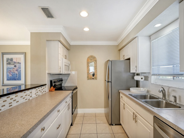 Charming Siesta Key Two Bedroom Vacation Rental